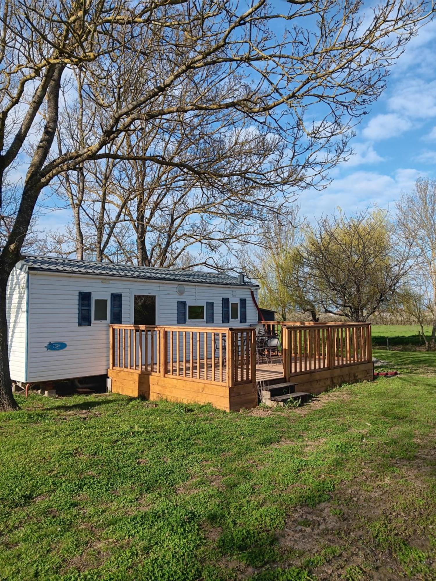 Mobilhome Cosy Au Calme De La Campagne Lombez Экстерьер фото